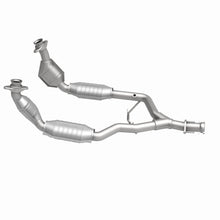 Load image into Gallery viewer, MagnaFlow Conv DF 96-98 Ford Mustang 3.8L