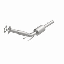Load image into Gallery viewer, MagnaFlow California Grade CARB Compliant Converter Direct Fit 05-09 Volkswagen Jetta L5 2.5L