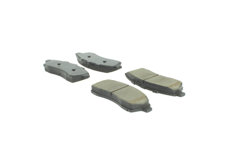 StopTech 99-04 Ford F-250 / 00-05 Excursion / 99-04 F-350 Super Duty Rear Truck & SUV Brake Pads