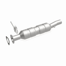 Load image into Gallery viewer, Magnaflow Conv DF 07-08 E-350 Super Duty 5.4 & 6.8 L OEM Underbody