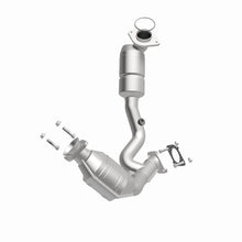 Load image into Gallery viewer, Magnaflow 04-07 Ford Taurus 3.0L Direct Fit Converter