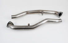 Load image into Gallery viewer, AWE Tuning Porsche 997.2 Performance Cross Over Pipes