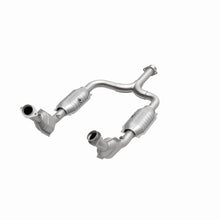 Load image into Gallery viewer, MagnaFlow Conv DF 99-04 Ford Mustang 3.8L